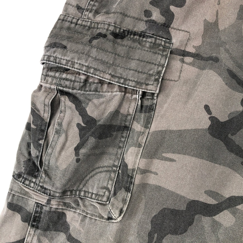 Wrangler Cargo Pants Camouflage Cotton Utility Outdoor Gray‎ Mens 36x34 Camo Y2K - Picture 2 of 10